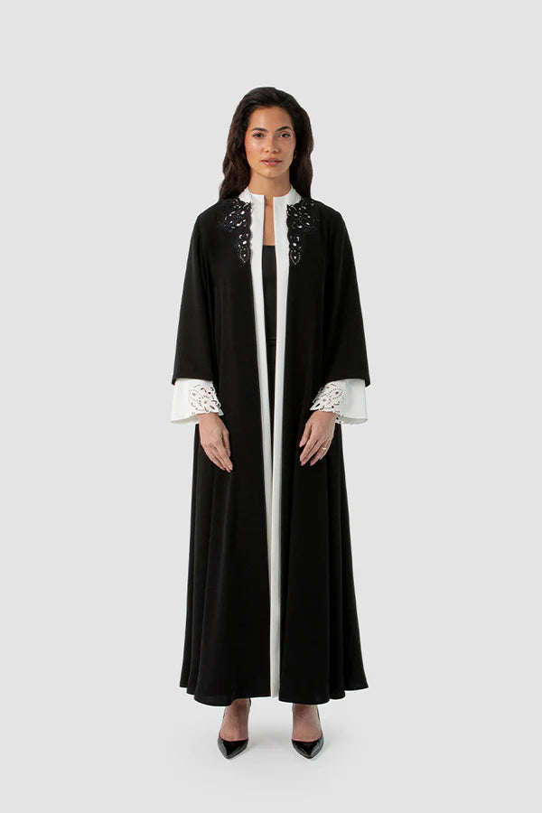 SM2520 – THE ARTISANAL CONTRAST FLARED ABAYA