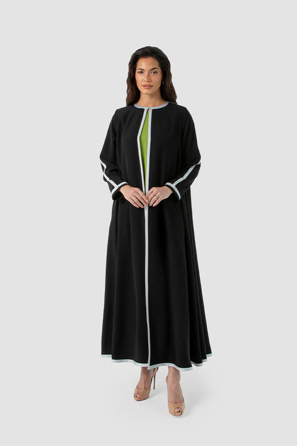SM2518 – THE REFINED CONTRAST FLARED ABAYA
