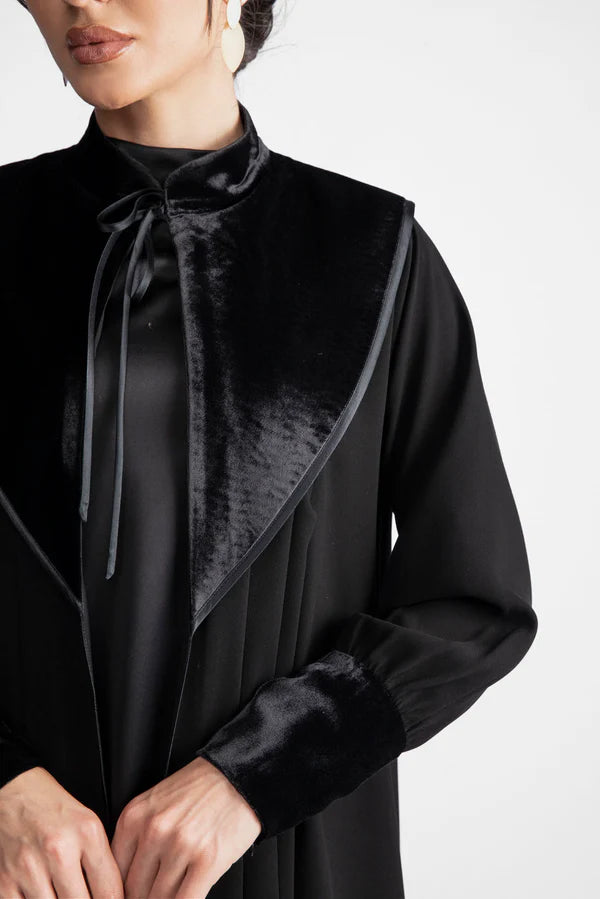 DC2306 MAJESTIC VELVET REVERIE