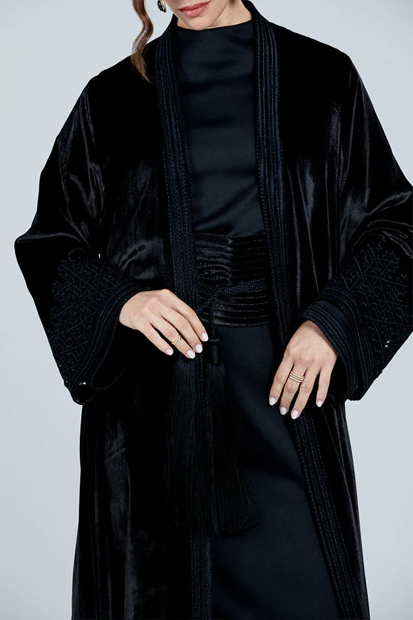 DCV2517A-BLACK THE MOONLIGHT VELVET ABAYA