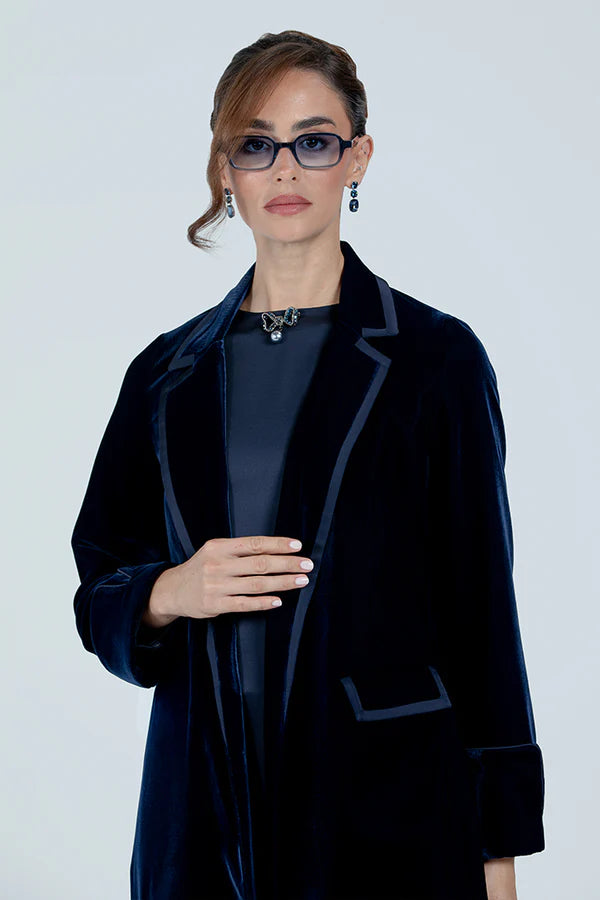 DCV2520S-BLUE THE REGAL SILHOUETTE VELVET COAT