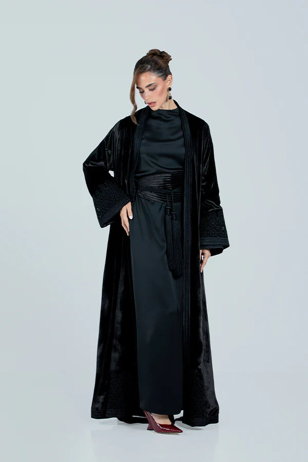 DCV2517A-BLACK THE MOONLIGHT VELVET ABAYA