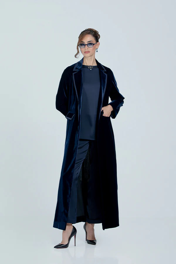 DCV2519S-DBL MAJESTIC POISE VELVET ENSEMBLE SET