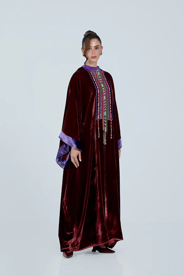 DCV2516 MAROON ROYAL SERENADE
