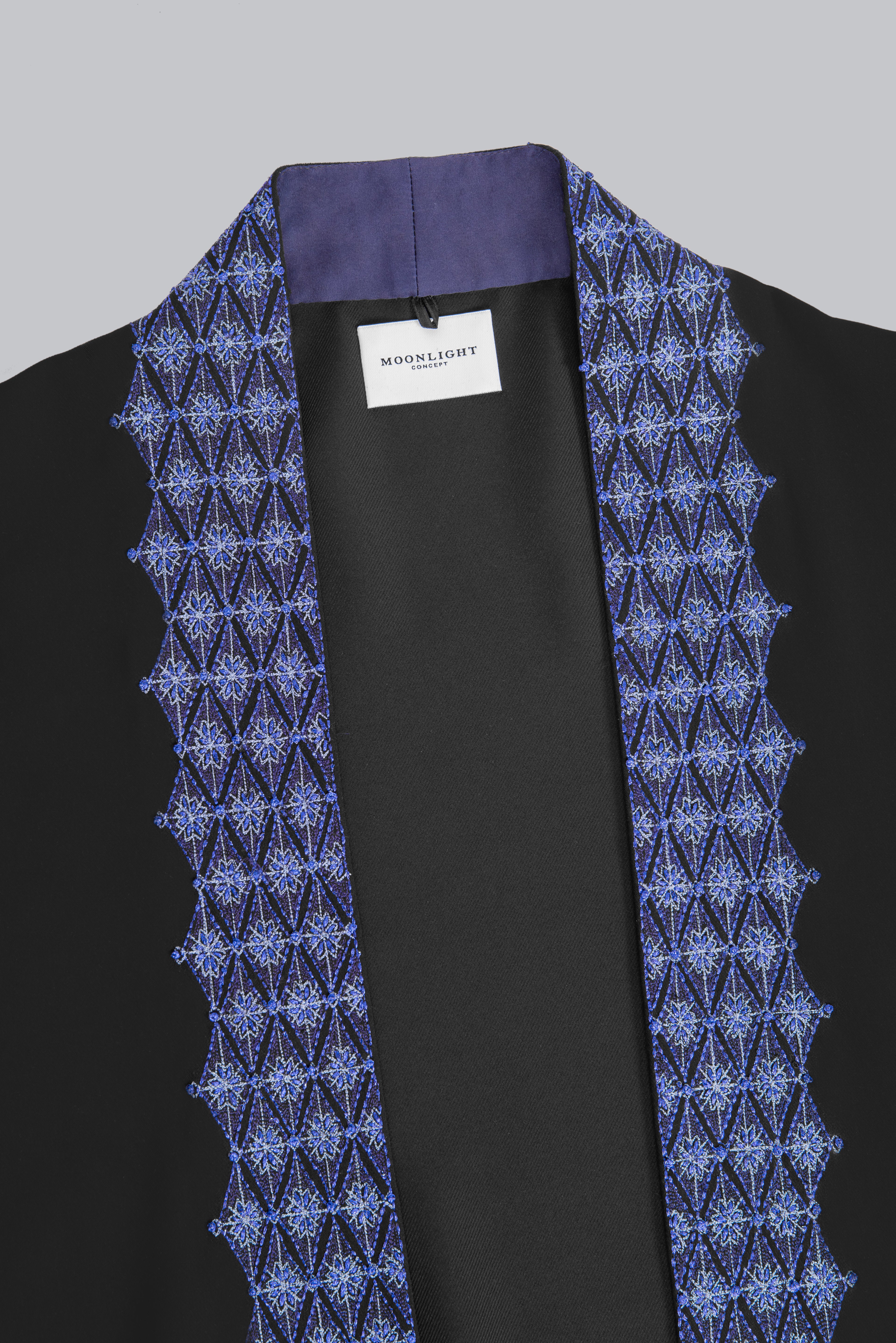 SM2625   MANTLE  ABAYA