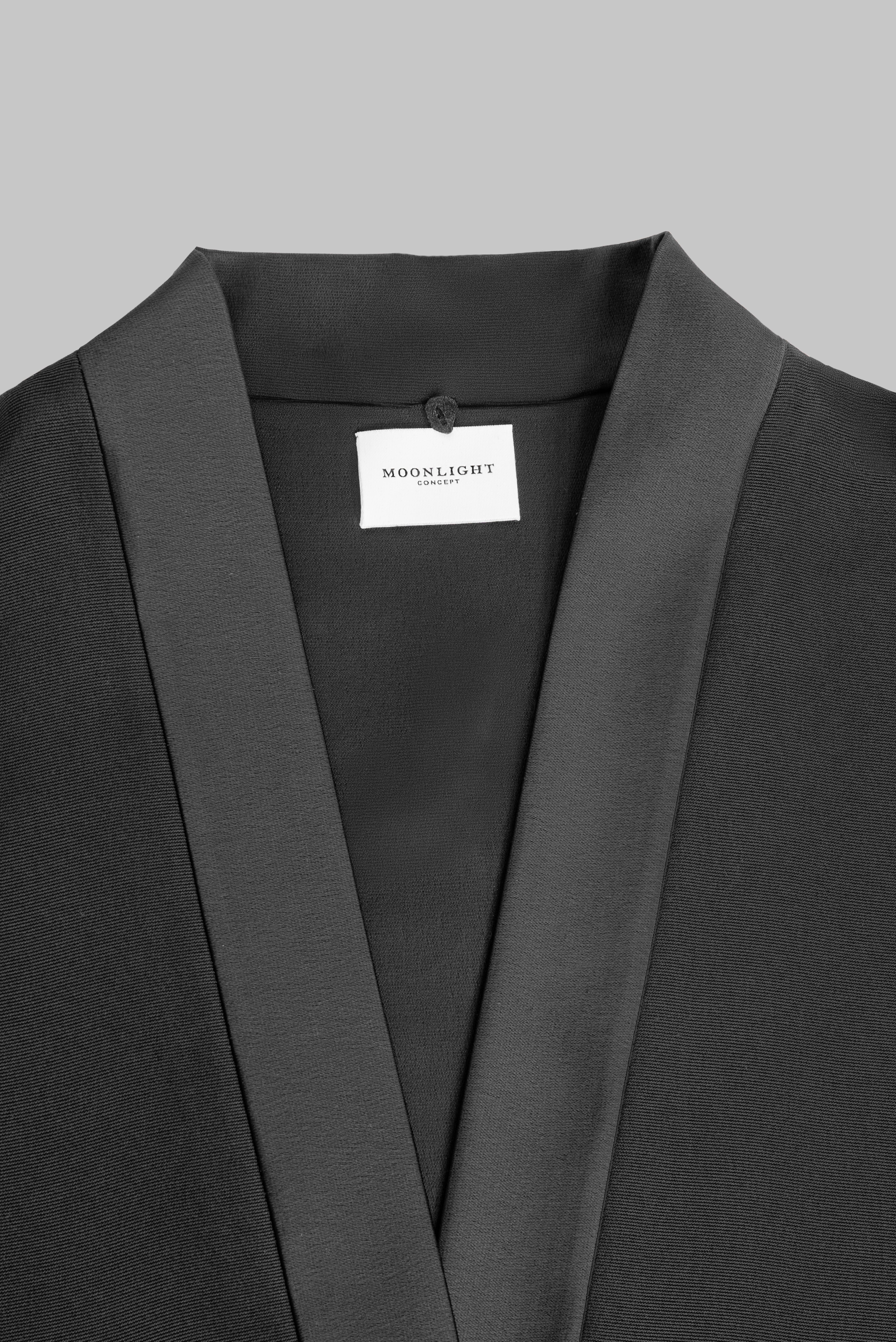 SM2636   INSIGNIA  ABAYA