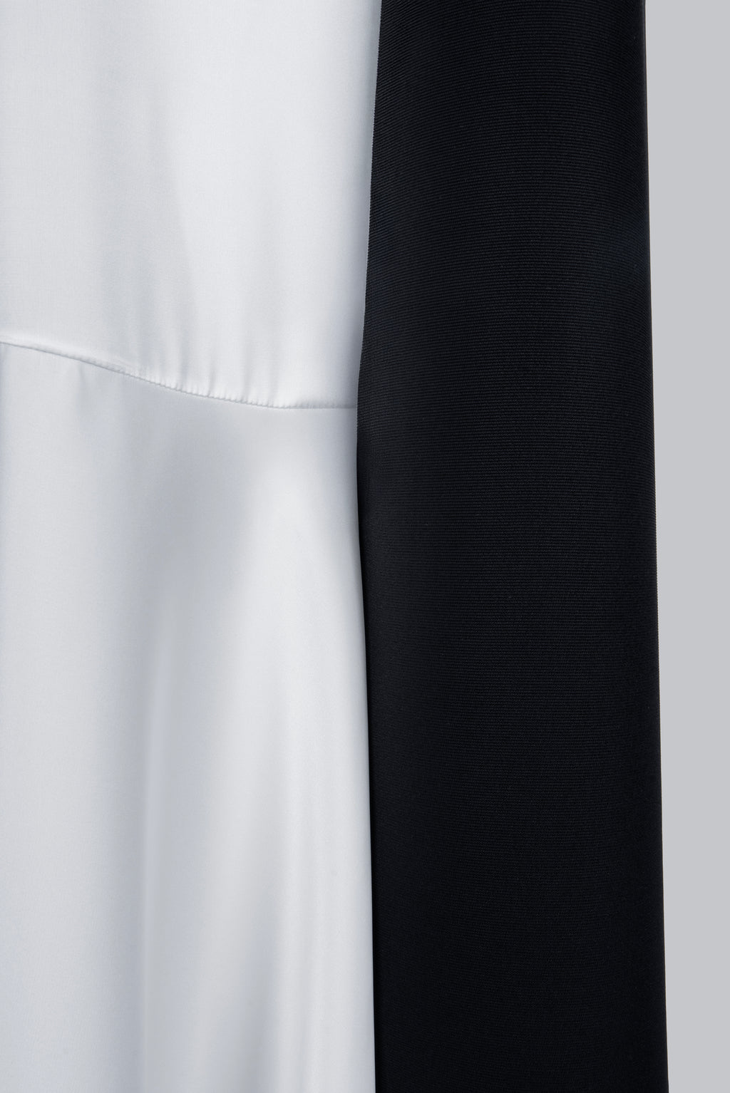 SM2643  TABLEAU ABAYA