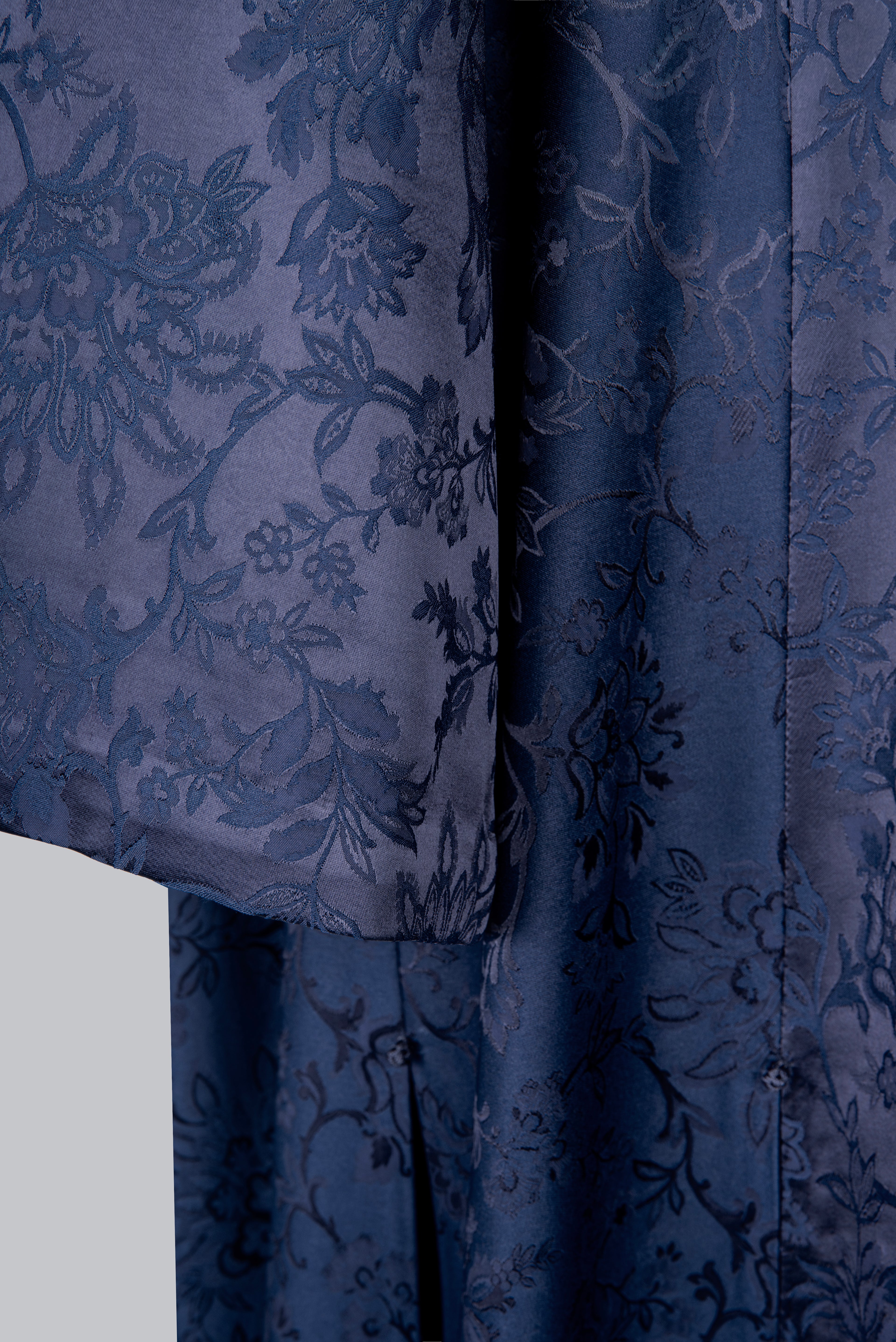 SM2627   OPAL  ABAYA