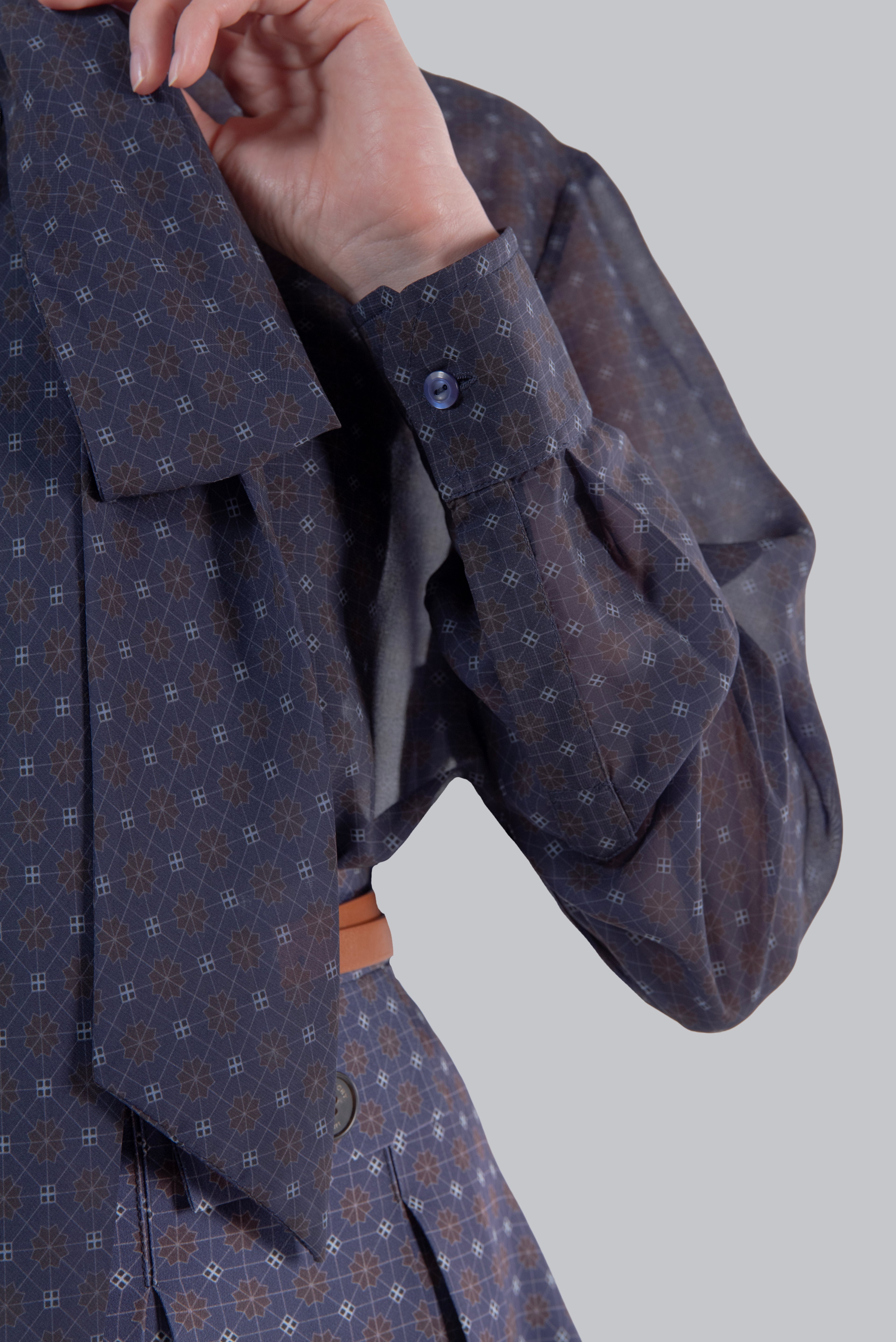 MOONLIGHT MOSAIC BOW SHIRT SM2646T