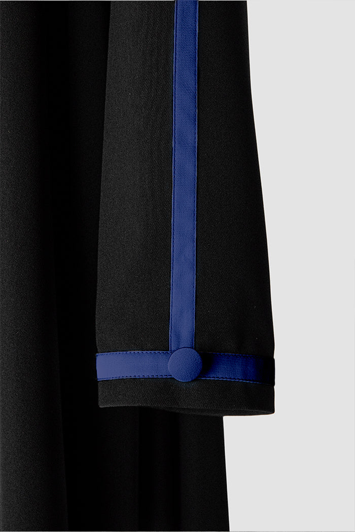 SM2518 – THE REFINED CONTRAST FLARED ABAYA