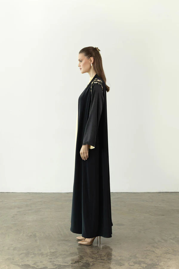 EAA2402 CLASSIC BLACK EMBROIDERED ABAYA