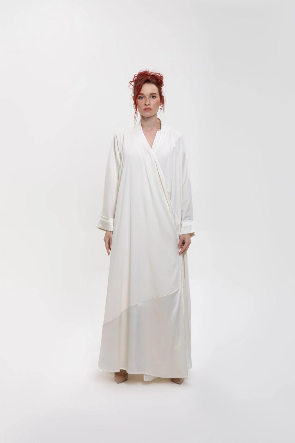 SM2407-OFF WHITE MAJESTIC HARMONY KIMONO ABAYA