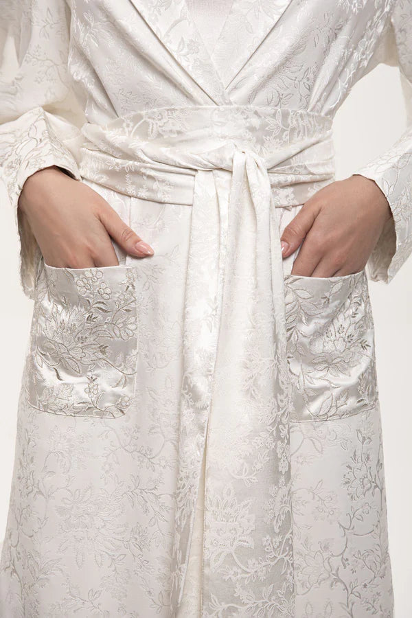 SM2416-OFF WHITE ELEGANZA AURA SUIT